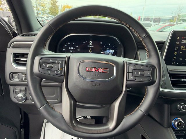 Used 2023 GMC Yukon AT4 w/ AT4 Premium Package AWD/4WD image 13