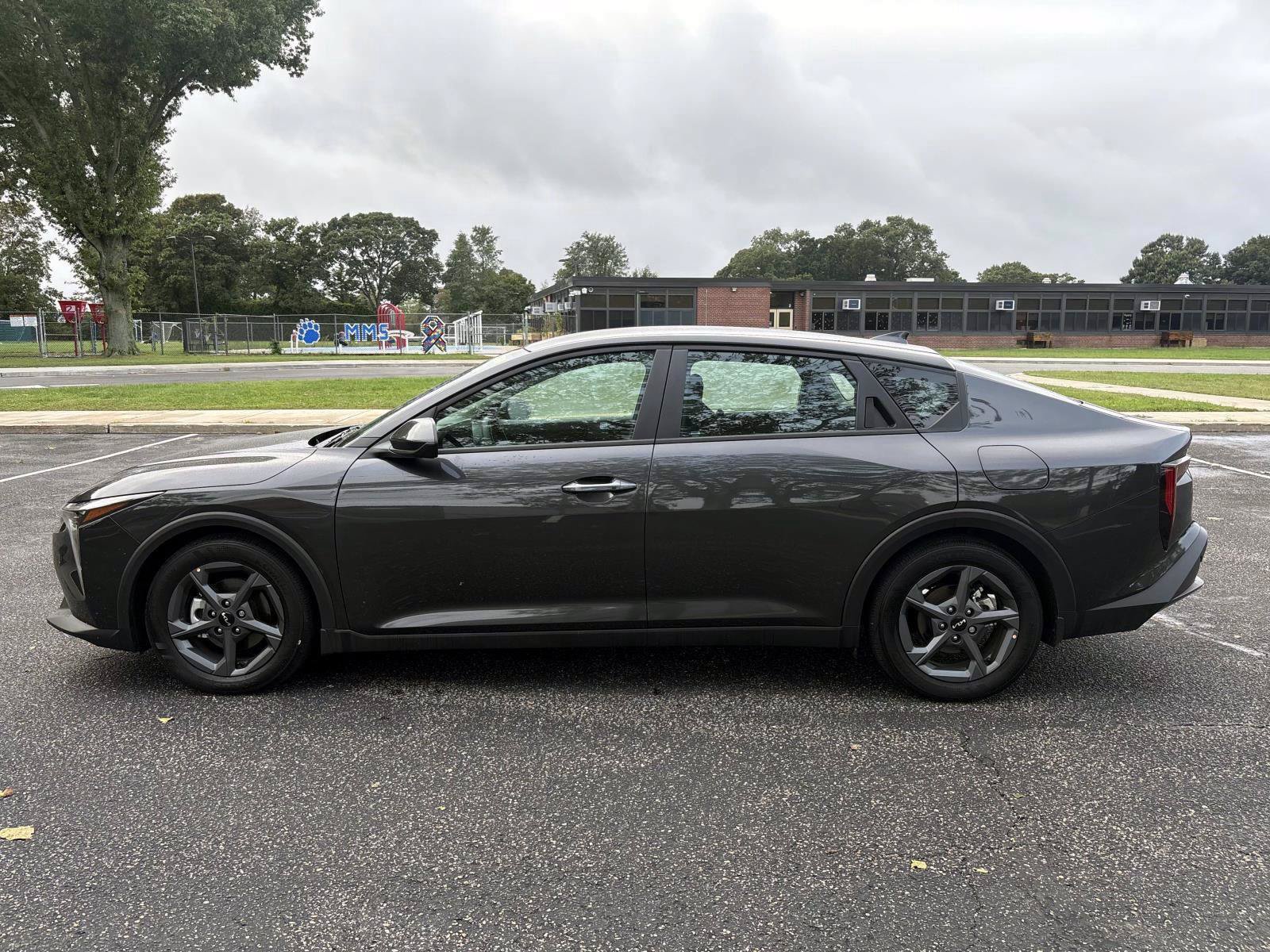 Used 2025 Kia K4 FWD image 11