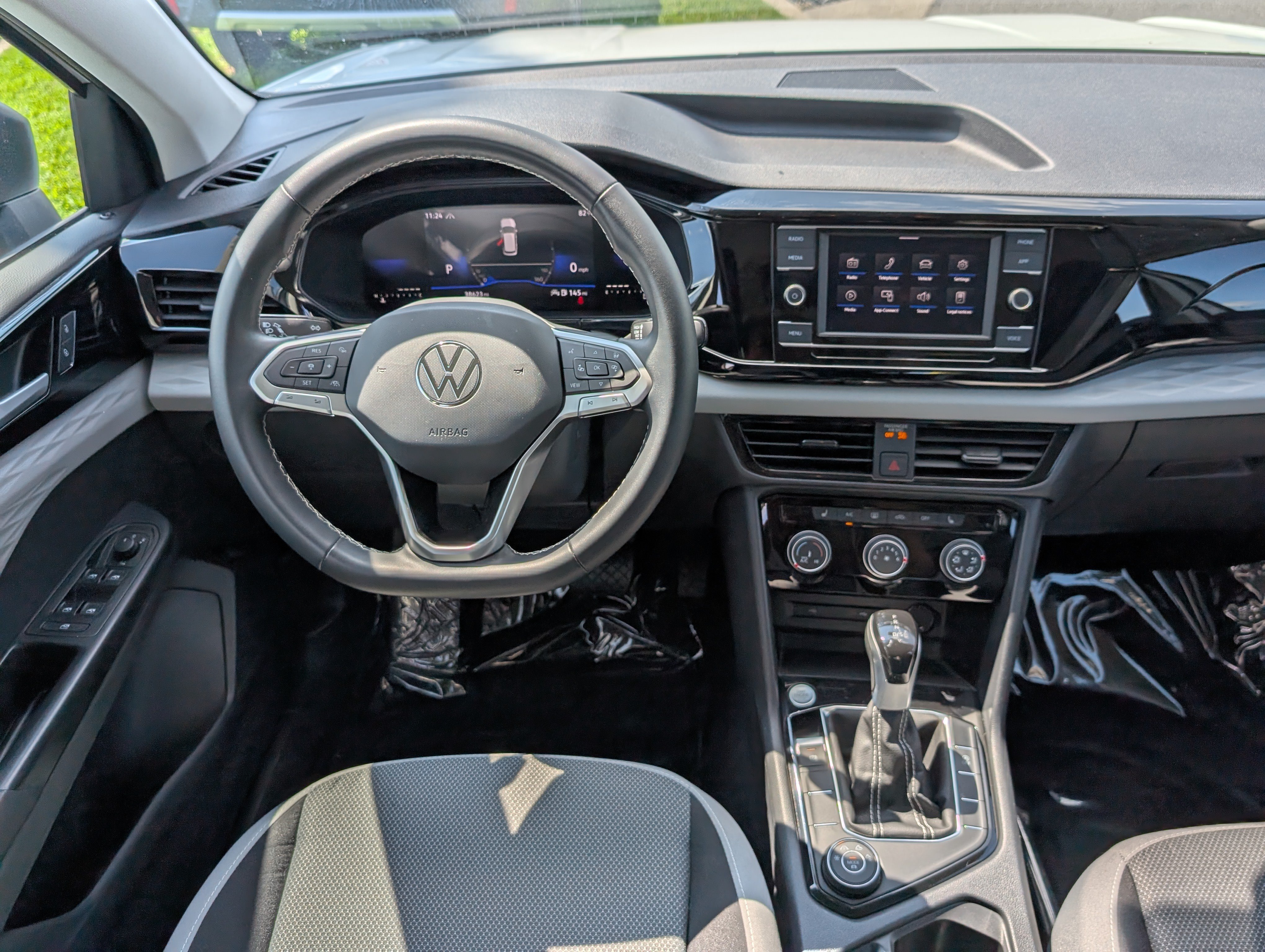 Used 2023 Volkswagen Taos S w/ Driver Assistance Package AWD/4WD image 15