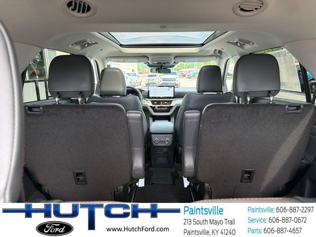 New 2026 Ford Explorer Active w/ Active Comfort Package AWD/4WD image 15