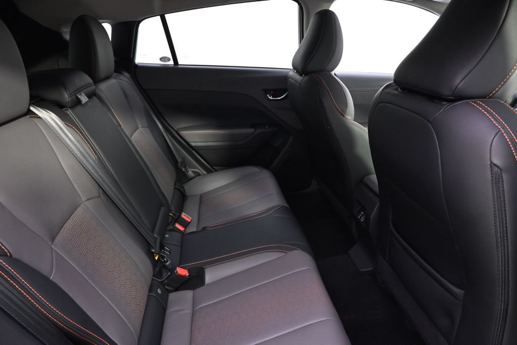 Used 2024 Subaru Crosstrek 2.5i Limited w/ Crosstrek Mirror Package AWD/4WD image 18