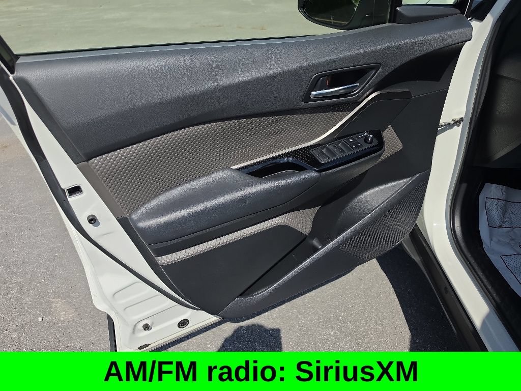 Used 2021 Toyota C-HR Limited FWD image 16