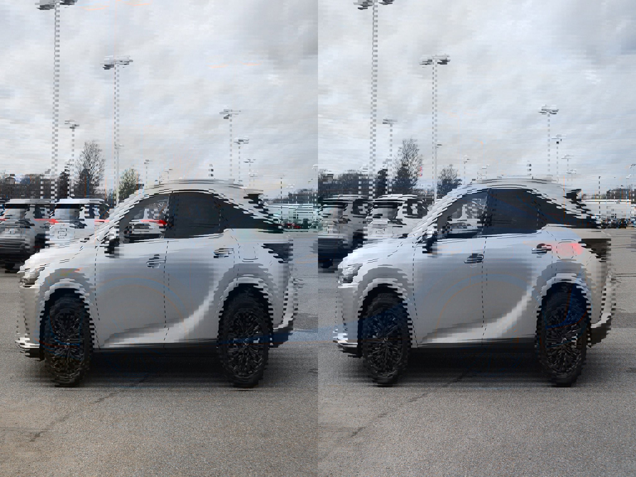 Used 2026 Lexus RX 350h w/ Accessory Package (2T) image 14