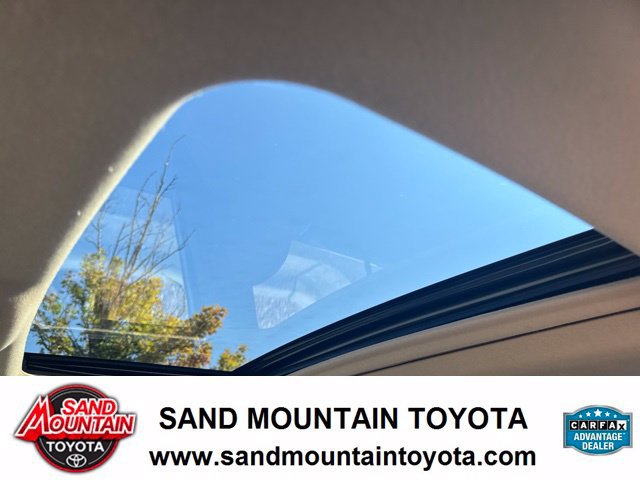 Used 2024 Toyota 4Runner Limited AWD/4WD image 15