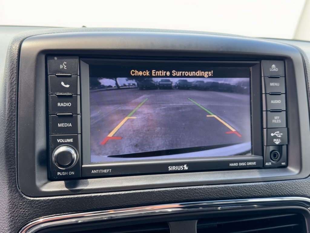 Used 2019 Dodge Grand Caravan SXT FWD image 24