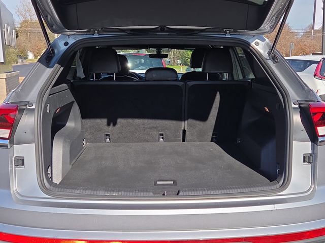 Used 2023 Volkswagen Atlas Cross Sport SE image 13