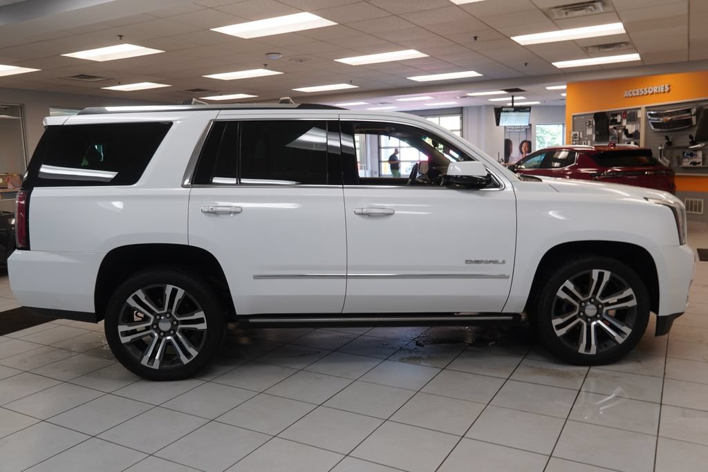 Certified 2018 GMC Yukon Denali w/ Open Road Package AWD/4WD image 14