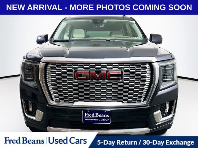 Used 2023 GMC Yukon XL Denali w/ Advanced Technology Package image 2