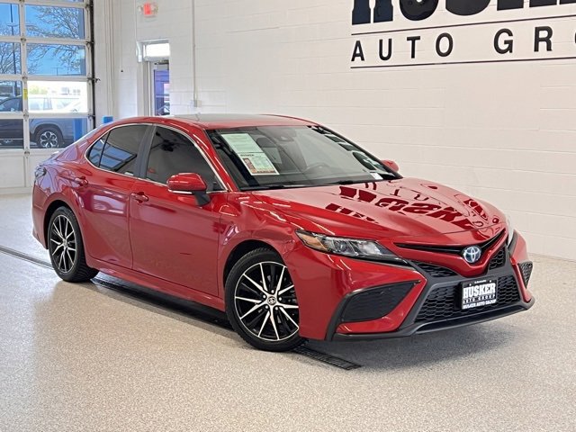 Used 2022 Toyota Camry SE