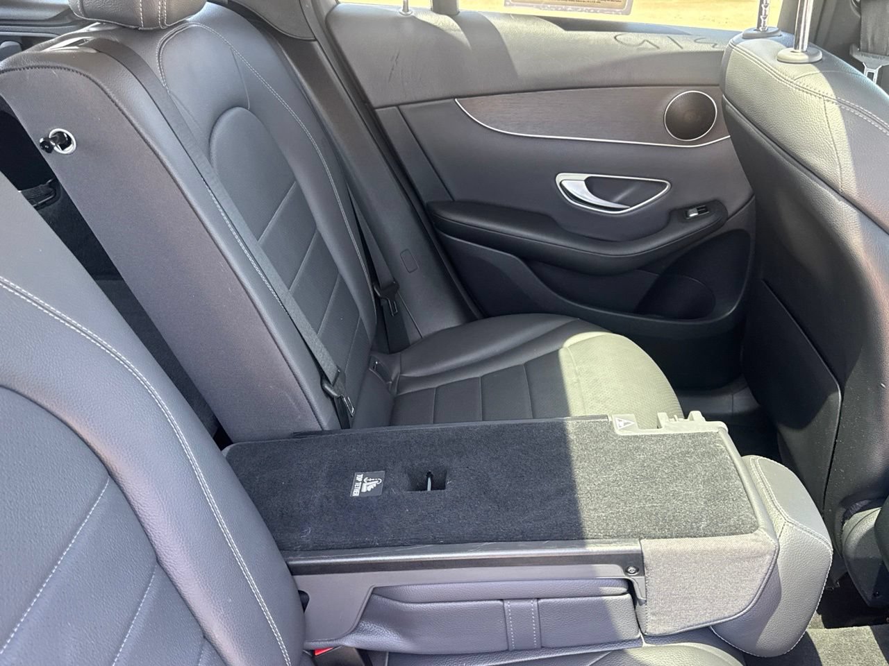 Used 2021 Mercedes-Benz GLC 300 image 34