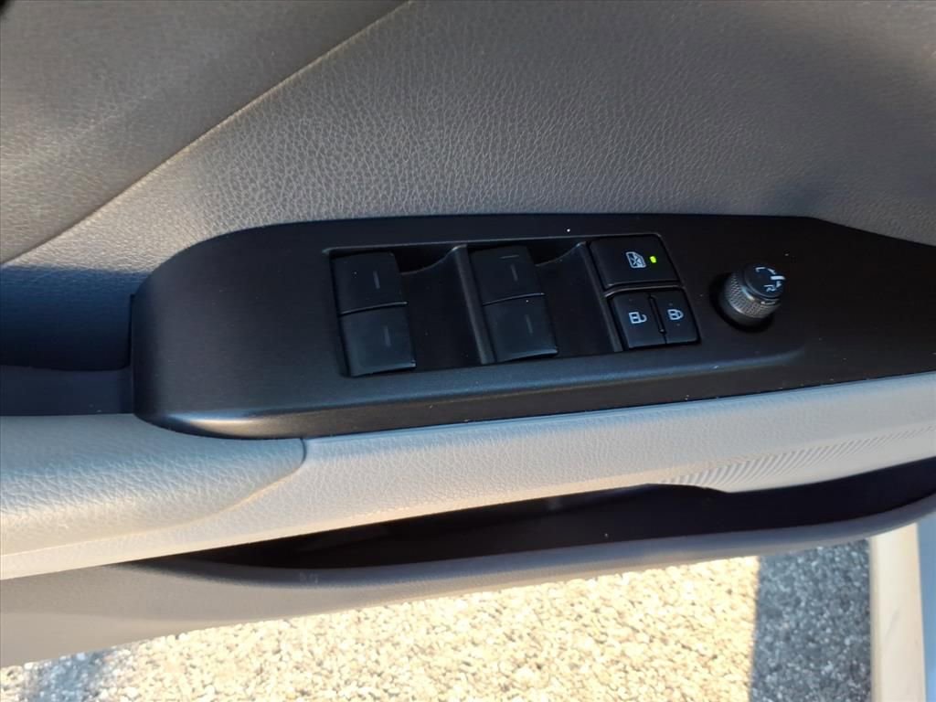 Used 2024 Toyota Camry LE image 25