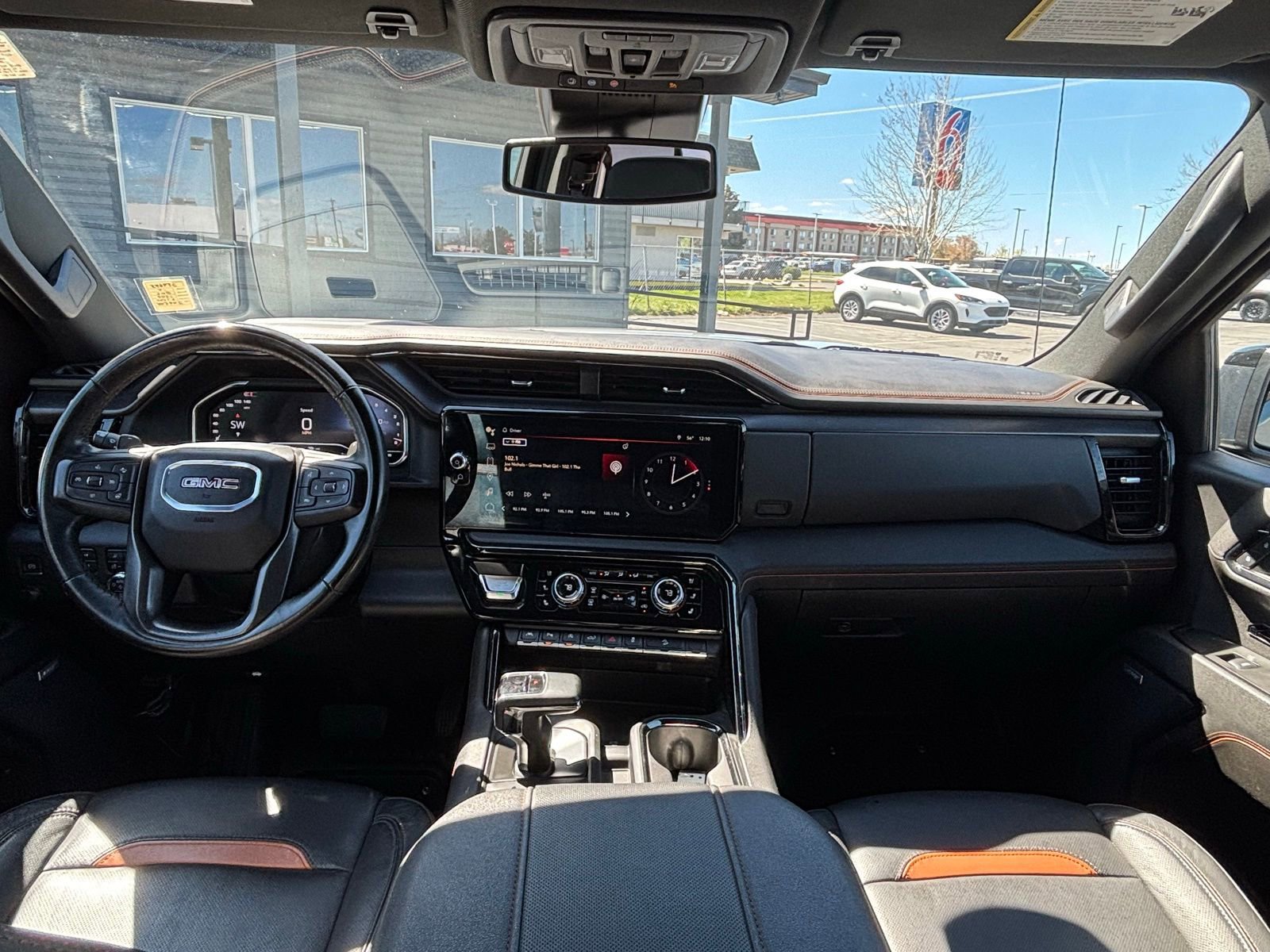 Used 2024 GMC Sierra 1500 AT4 w/ AT4 Premium Package image 23