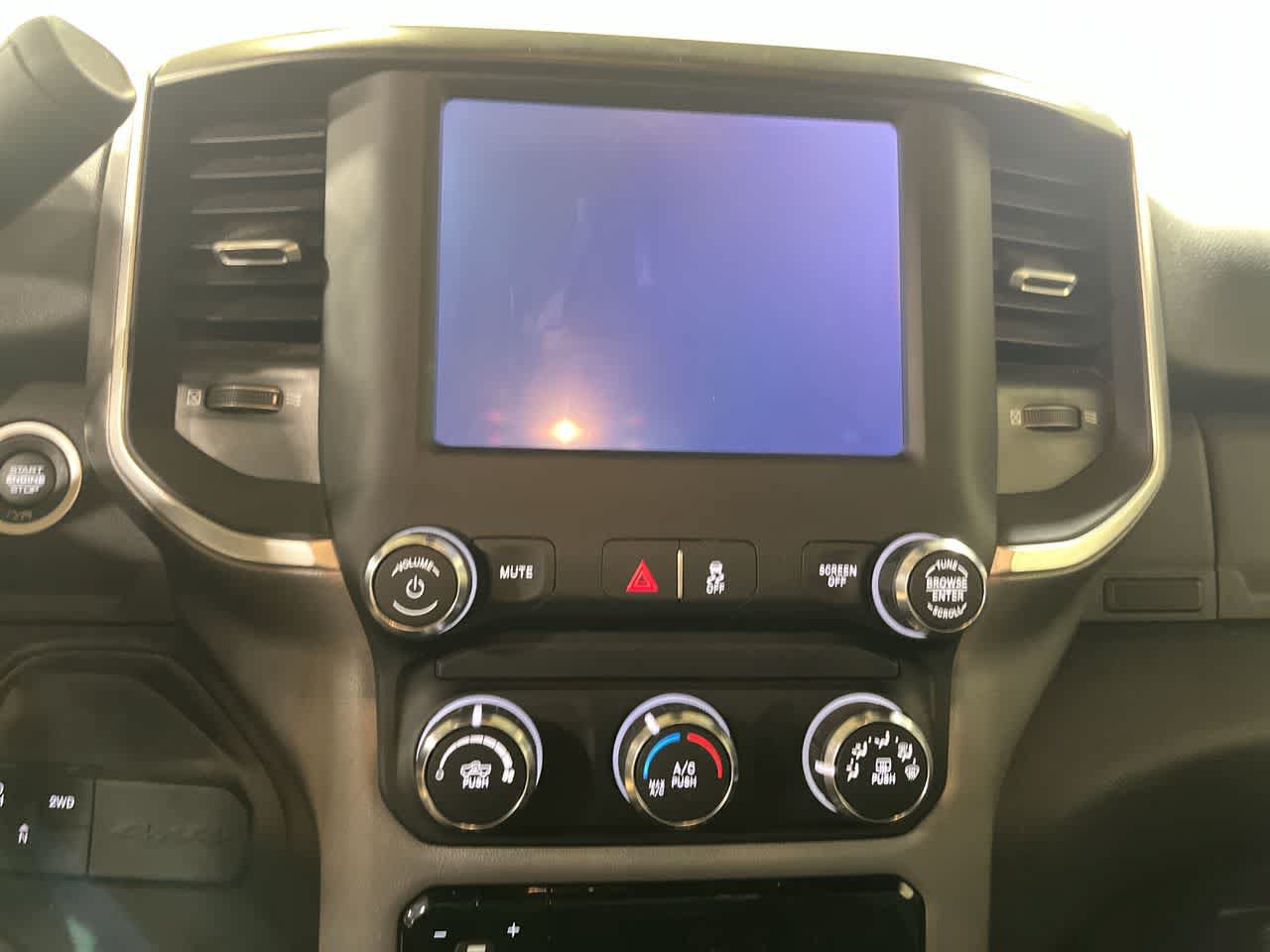 Used 2024 RAM 3500 Big Horn AWD/4WD image 20