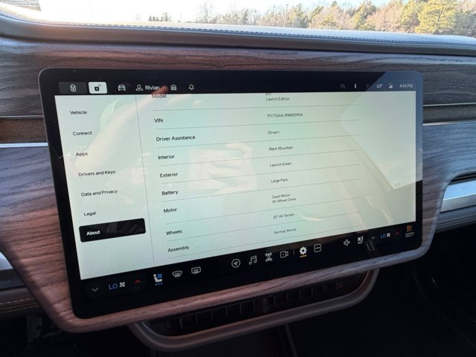 Used 2022 Rivian R1T Launch Edition image 26