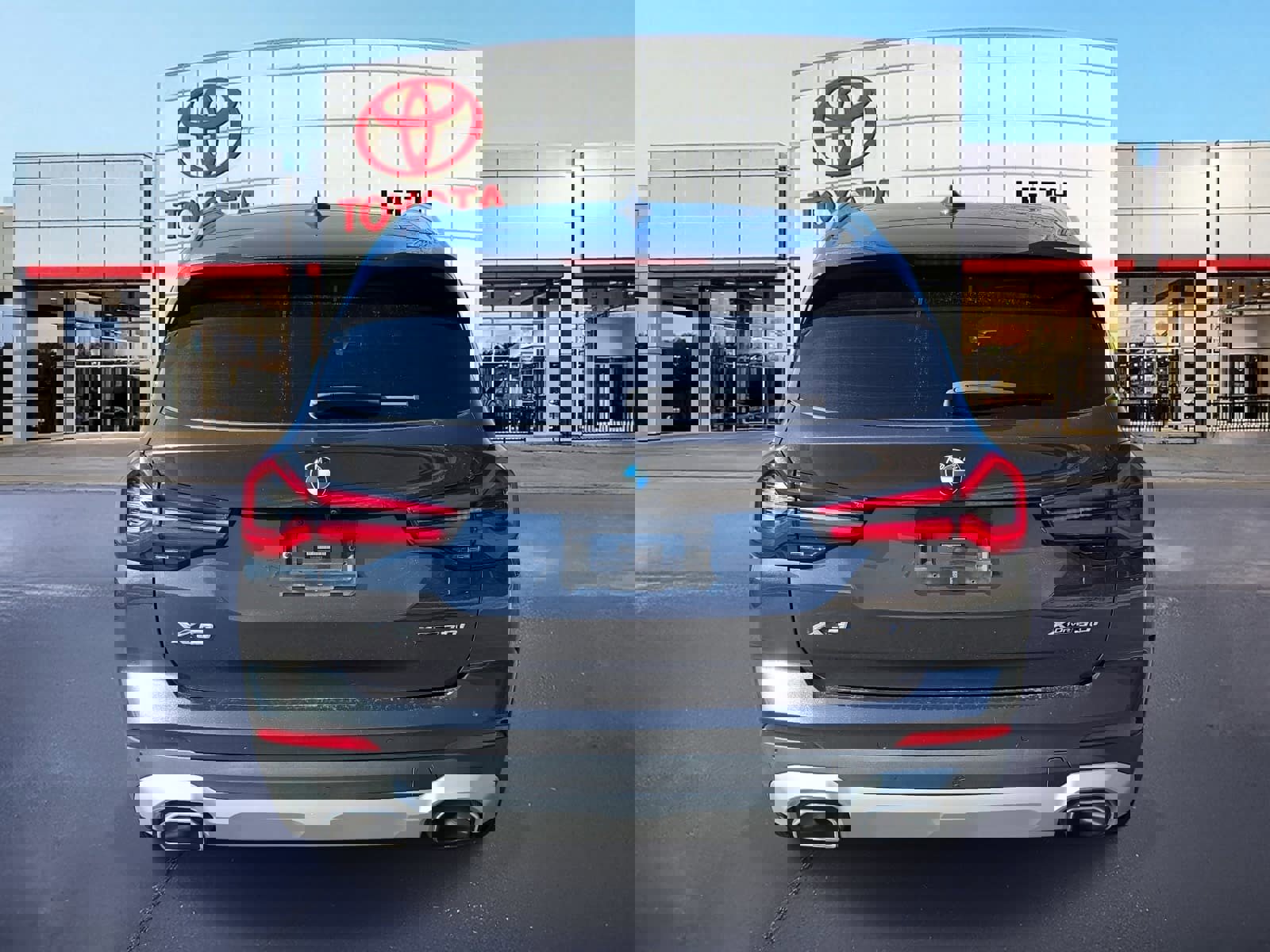 Used 2022 BMW X3 xDrive30i image 4