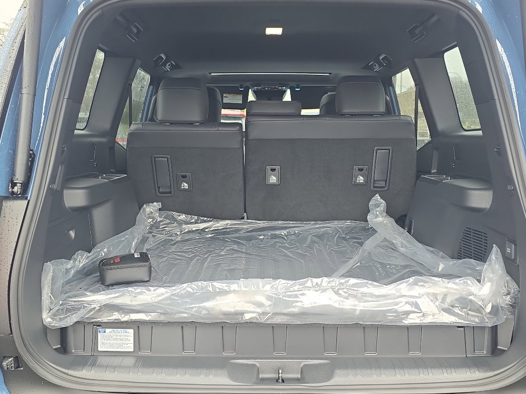 New 2026 Toyota Land Cruiser image 9