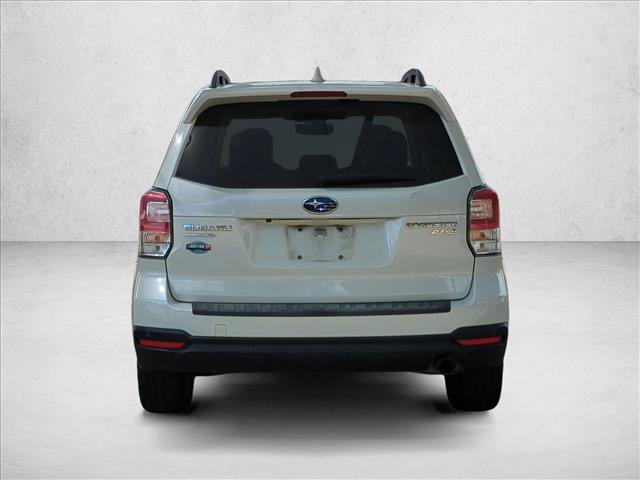 Used 2017 Subaru Forester 2.5i Touring AWD/4WD image 6