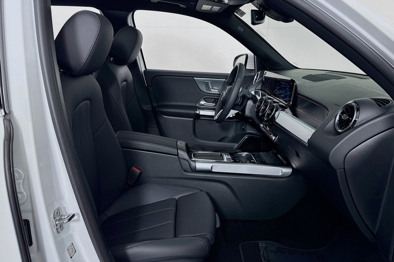 New 2026 Mercedes-Benz GLB 250 image 6