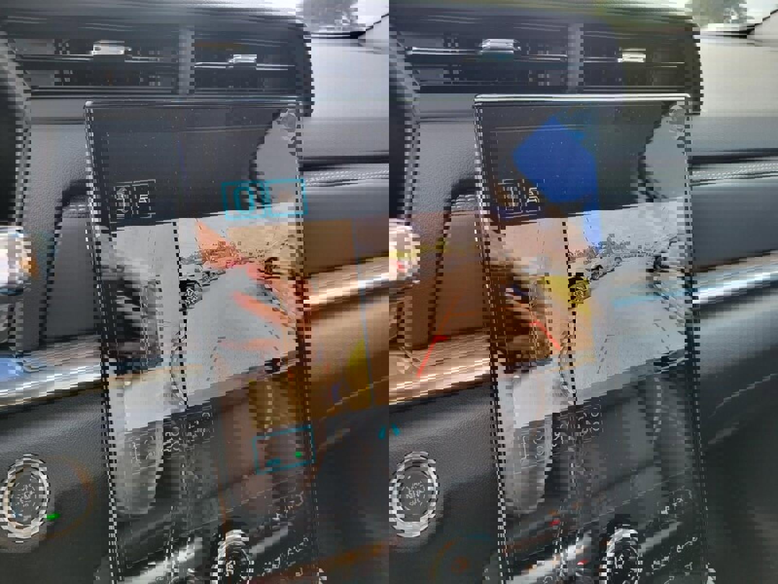 New 2026 GMC Terrain Denali w/ LPO, Floor Liner Package image 23