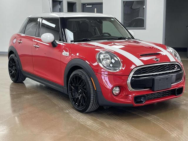 Used 2019 MINI Cooper S FWD image 3