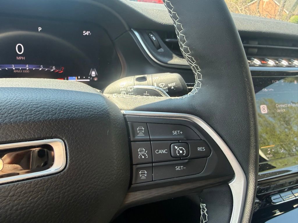 Used 2024 Jeep Grand Cherokee L Altitude AWD/4WD image 17