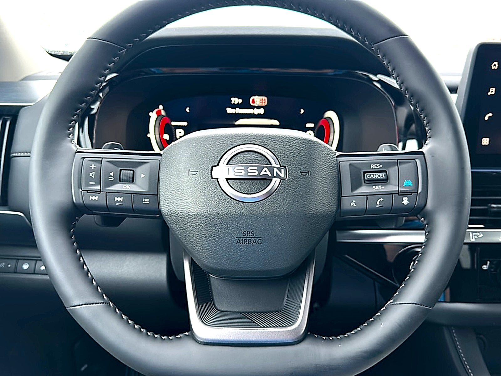 New 2026 Nissan Pathfinder SL FWD image 18