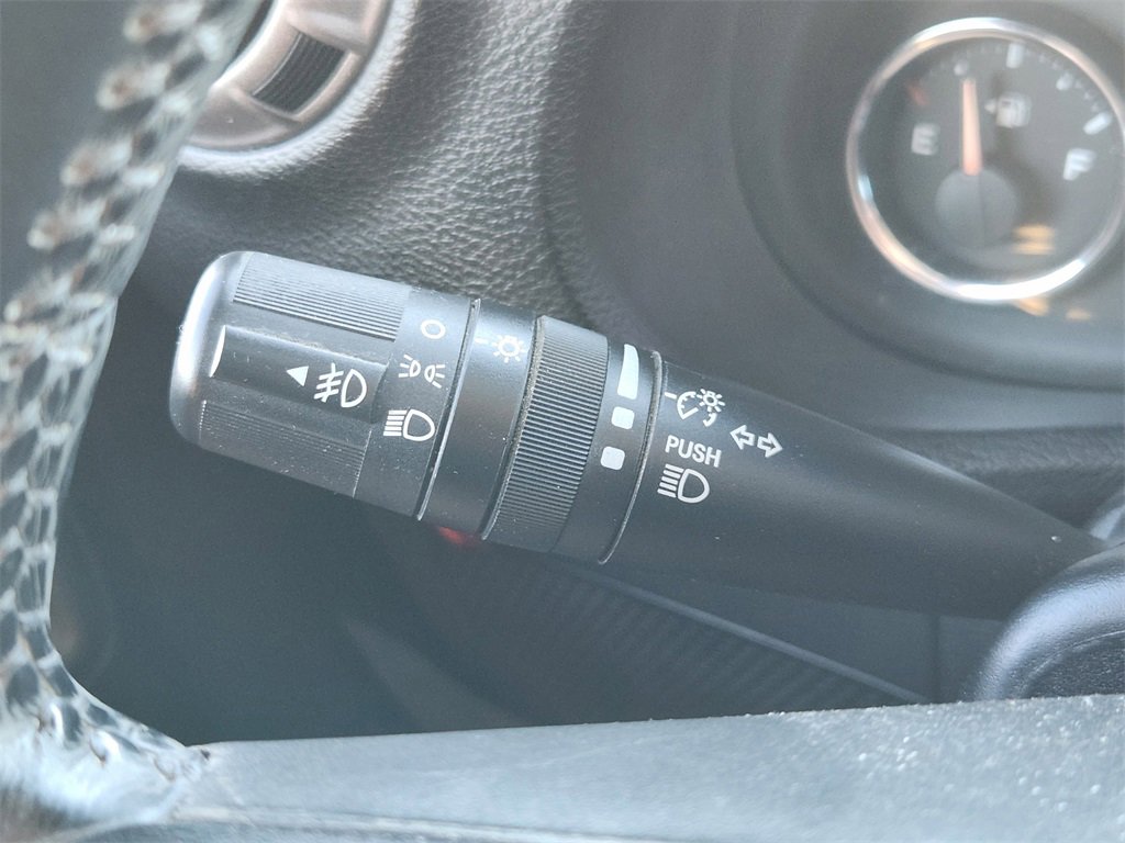 Used 2012 Jeep Wrangler Unlimited Sport image 26