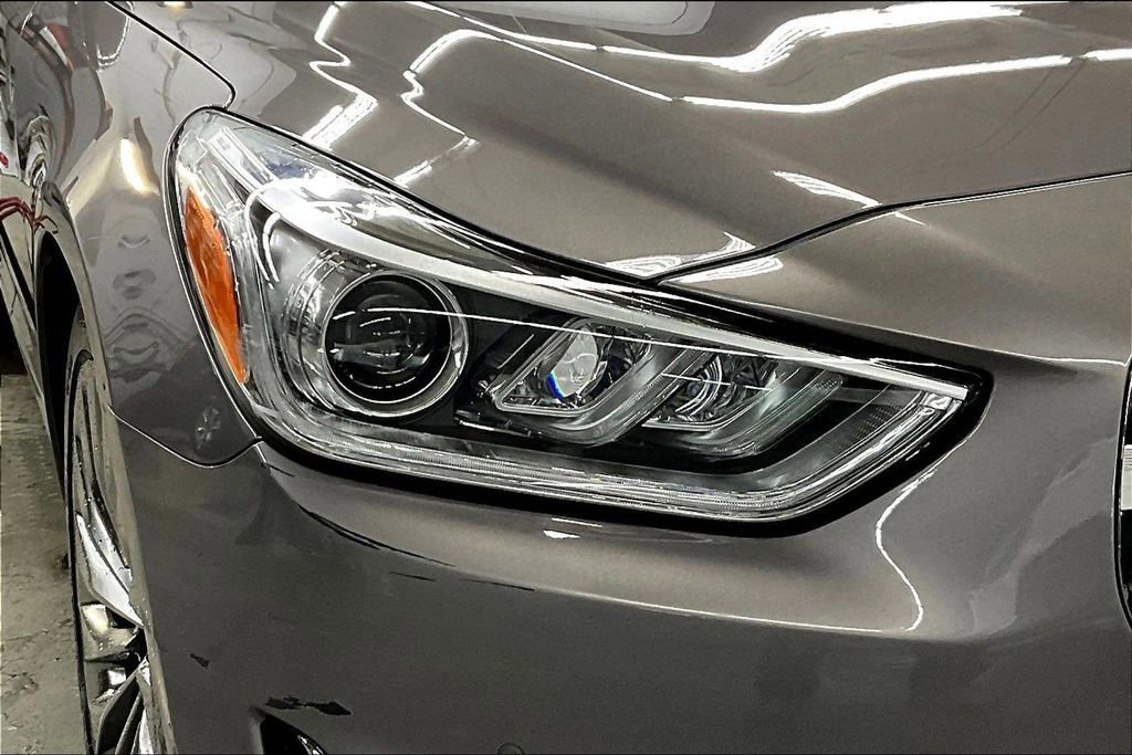 Used 2018 Genesis G90 3.3T Premium image 32