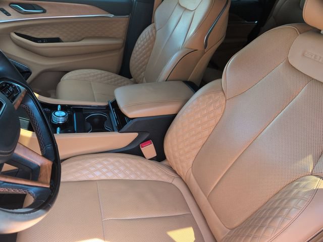 Certified 2023 Jeep Grand Cherokee Summit AWD/4WD image 17