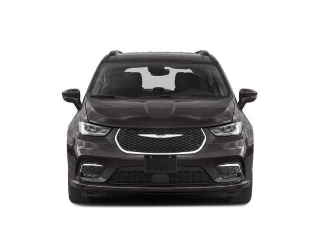Used 2022 Chrysler Pacifica Touring-L w/ Uconnect Theater Family Group AWD/4WD image 4