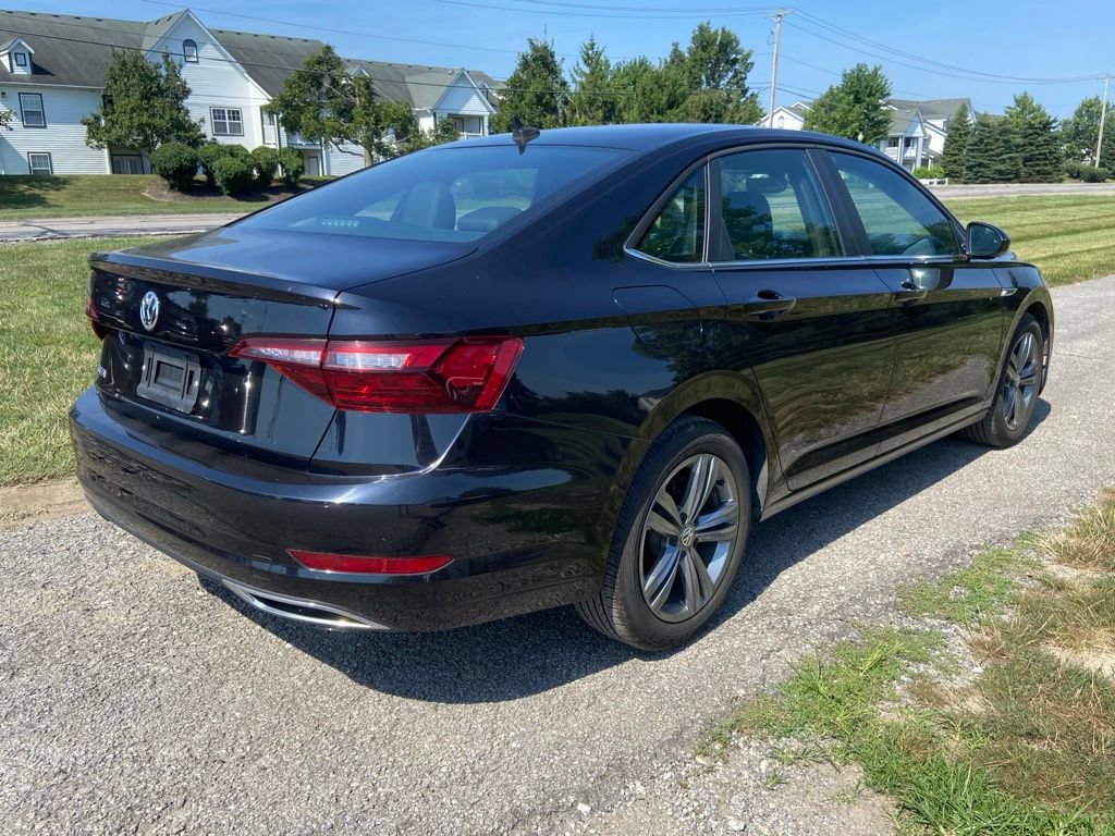 Used 2020 Volkswagen Jetta R-Line w/ R-Line Cold Weather Package FWD image 5