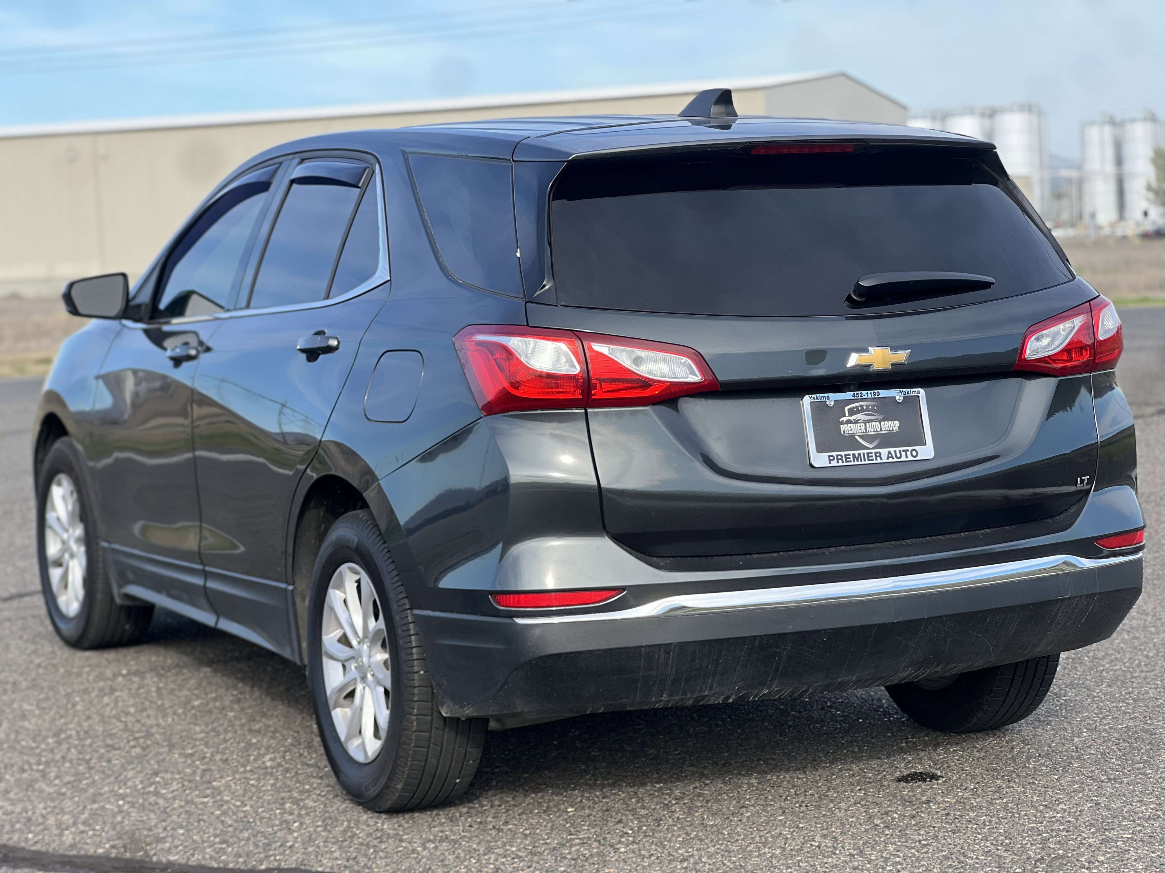 Used 2020 Chevrolet Equinox LT FWD image 8