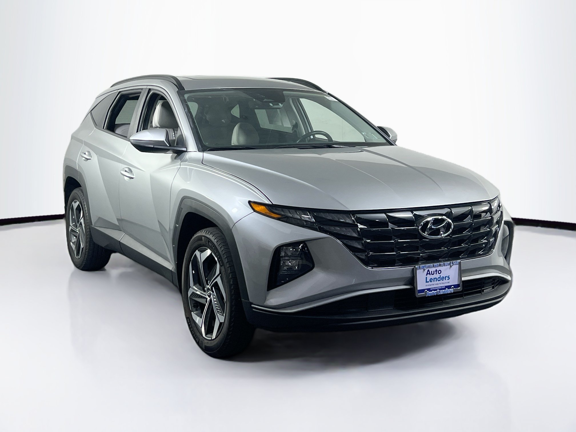 Used 2023 Hyundai Tucson SEL w/ Convenience Package AWD/4WD image 3