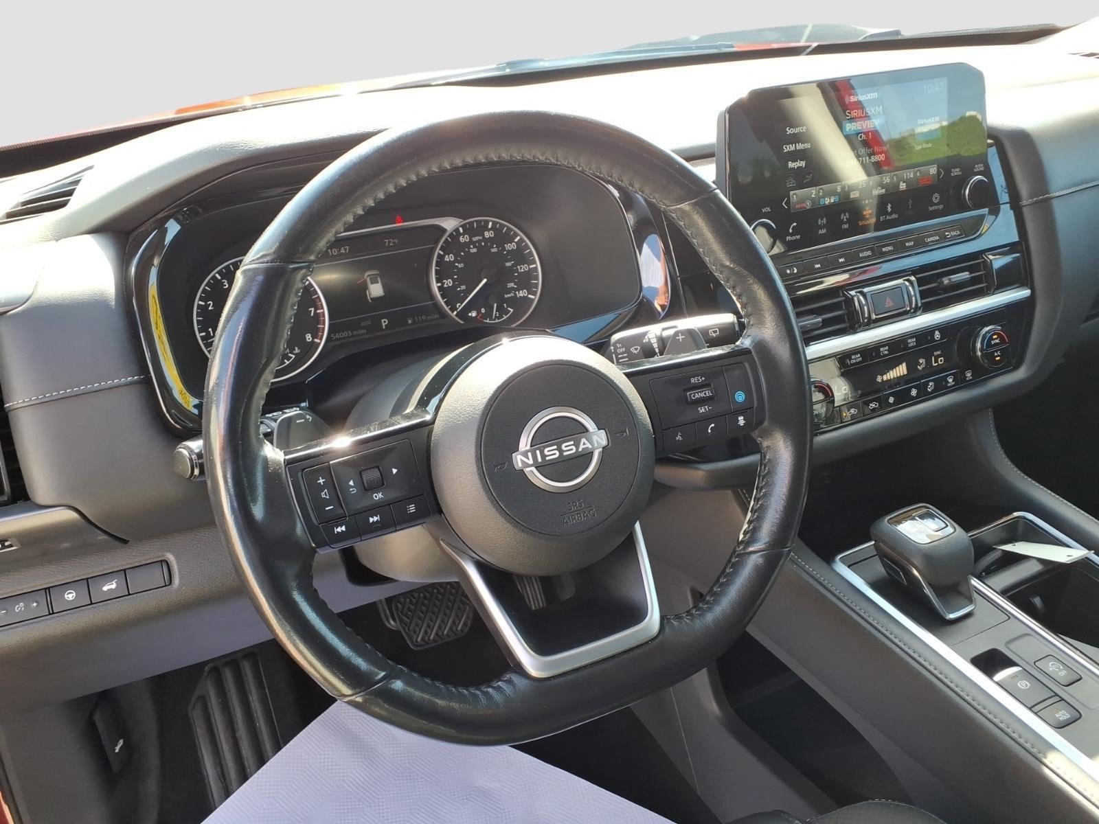 Used 2022 Nissan Pathfinder SL w/ SL Black Package AWD/4WD image 12