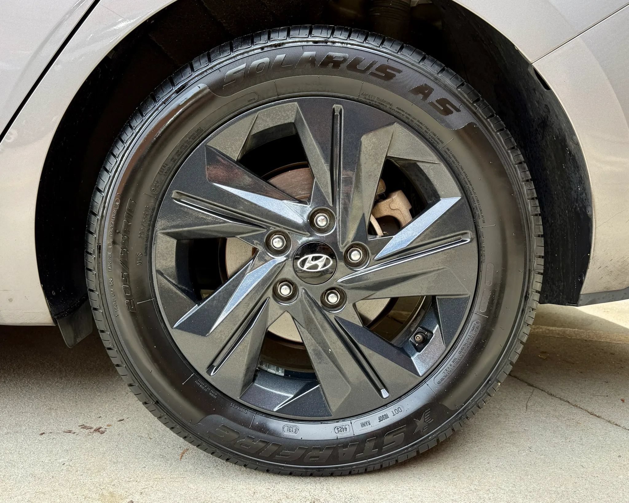 Used 2022 Hyundai Elantra SEL FWD image 25