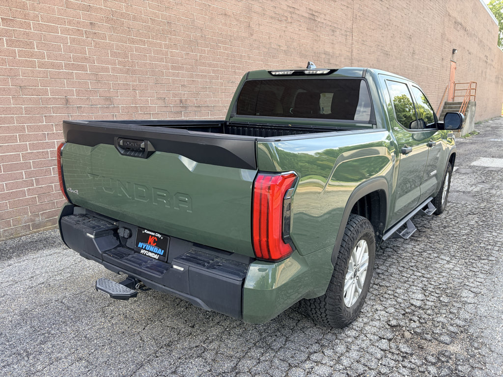 Used 2022 Toyota Tundra SR5 AWD/4WD image 5