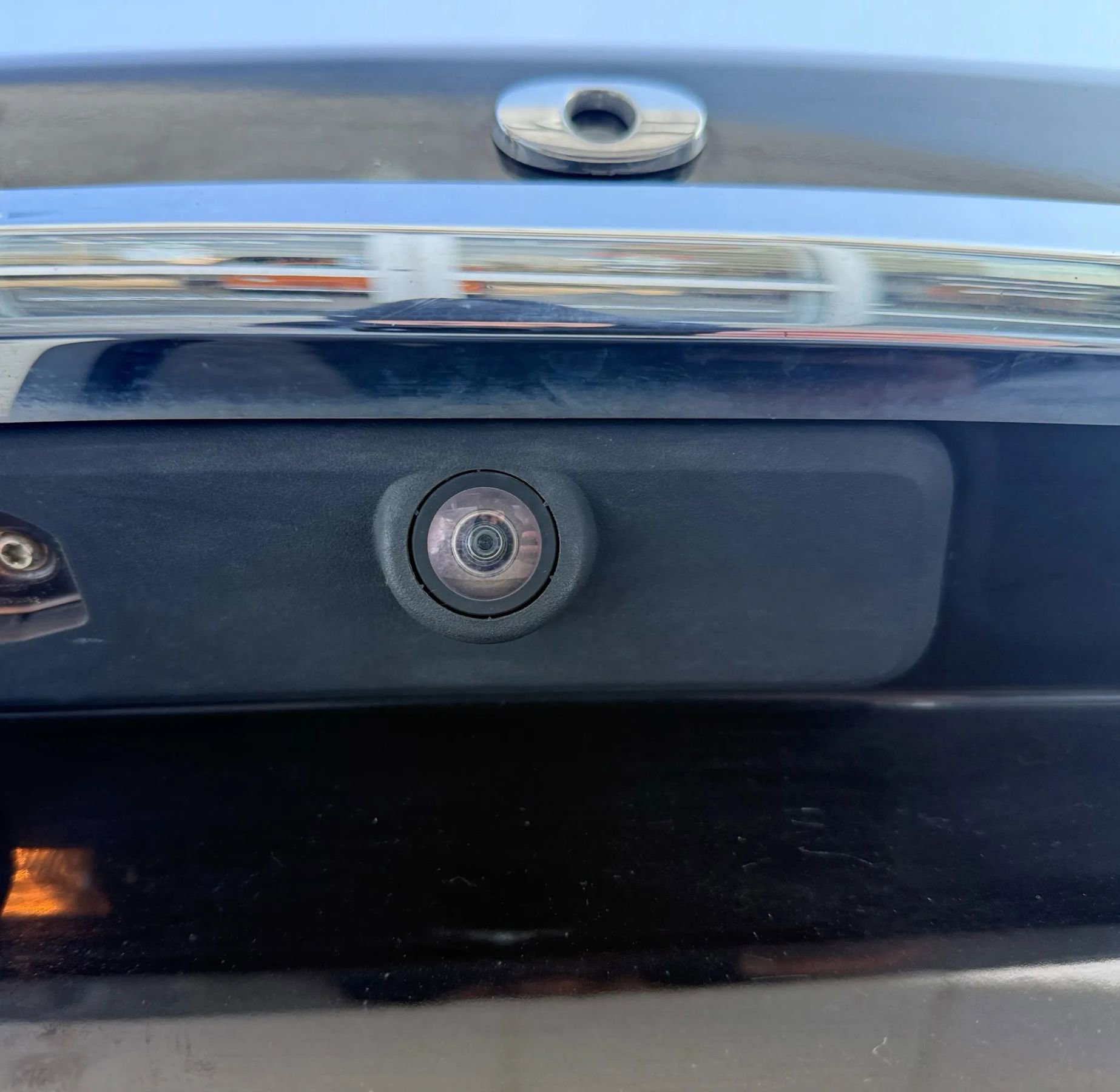 Used 2017 Volvo XC60 T5 Dynamic w/ Preferred Option Package image 47