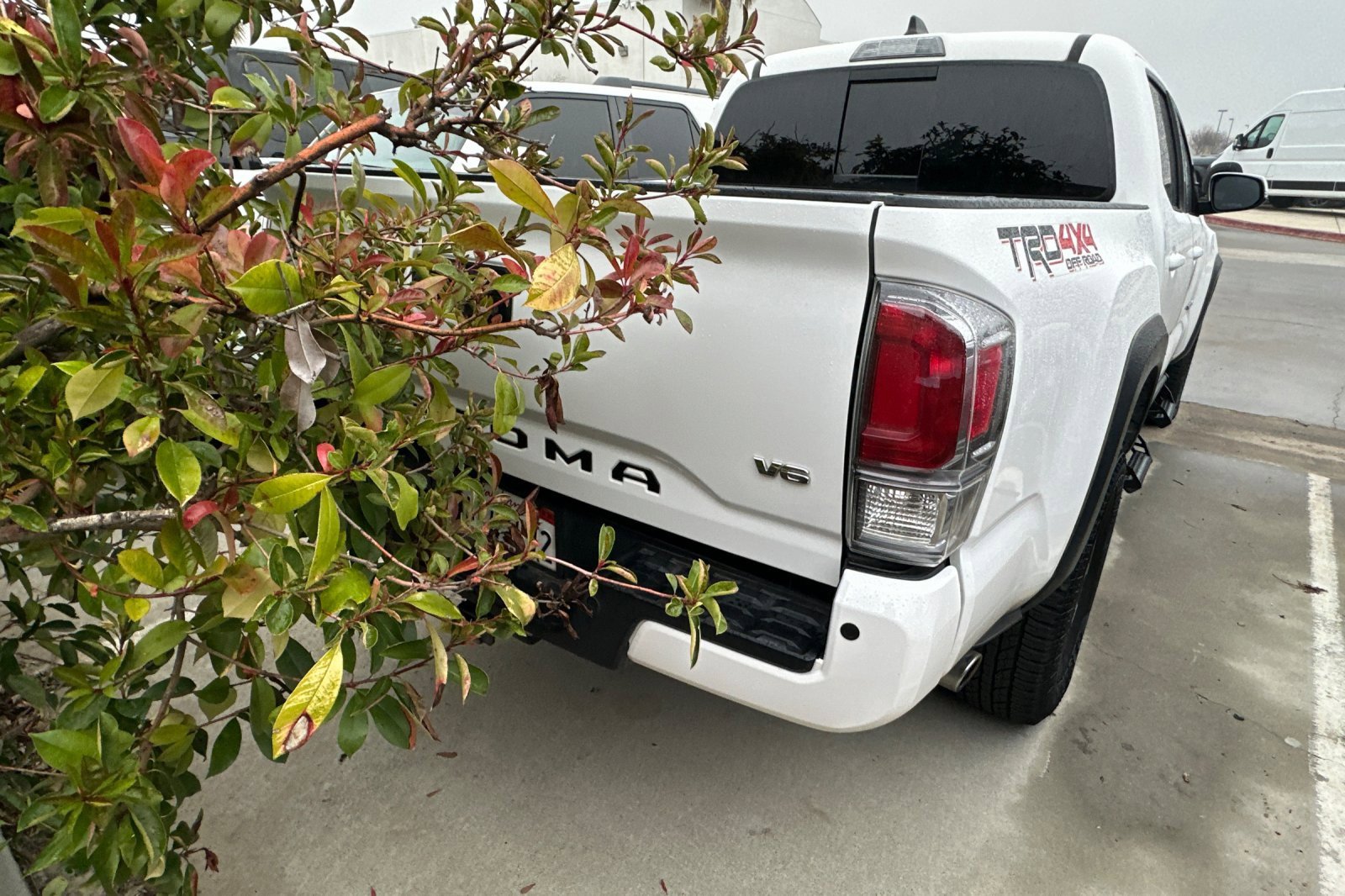 Used 2020 Toyota Tacoma TRD Off-Road image 4