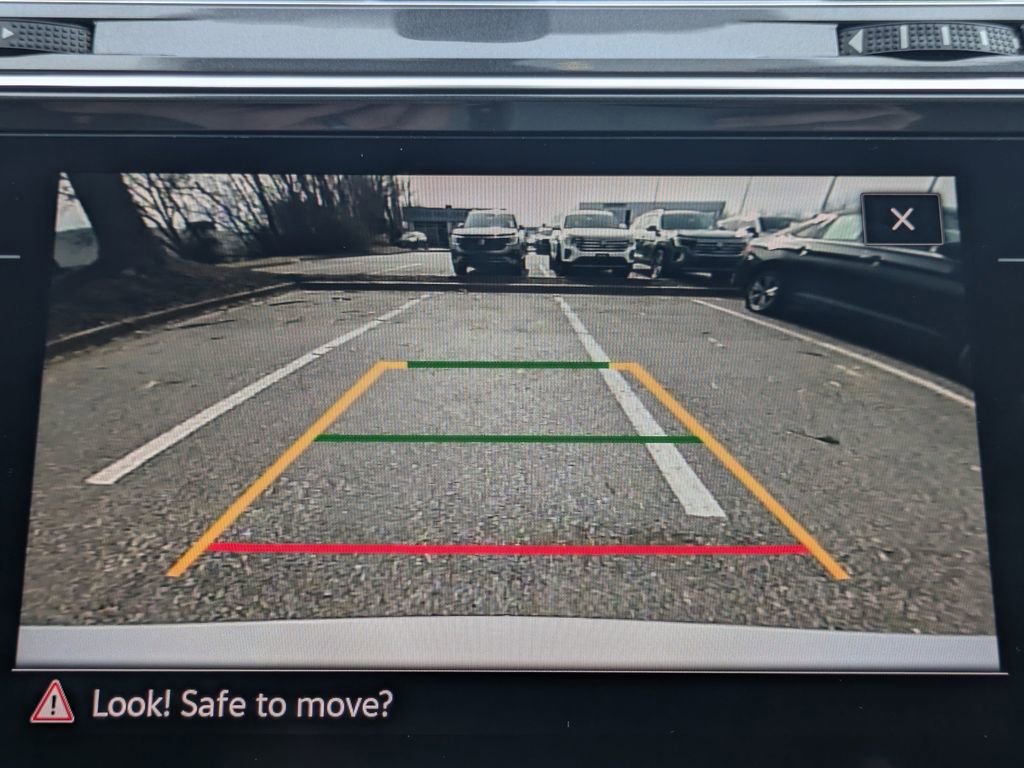 Certified 2021 Volkswagen Tiguan SE image 20