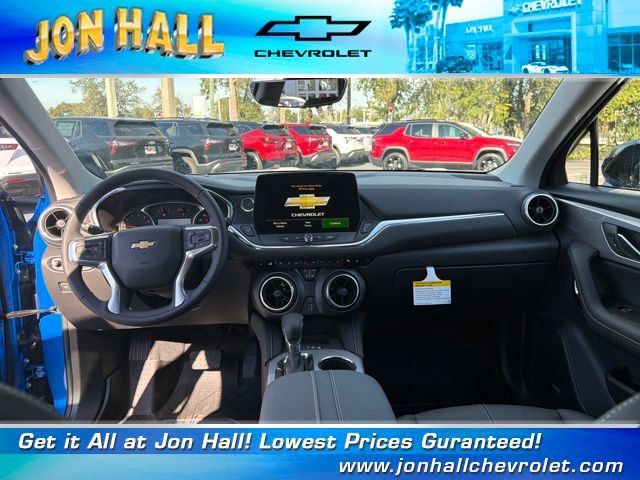 New 2025 Chevrolet Blazer LT image 23