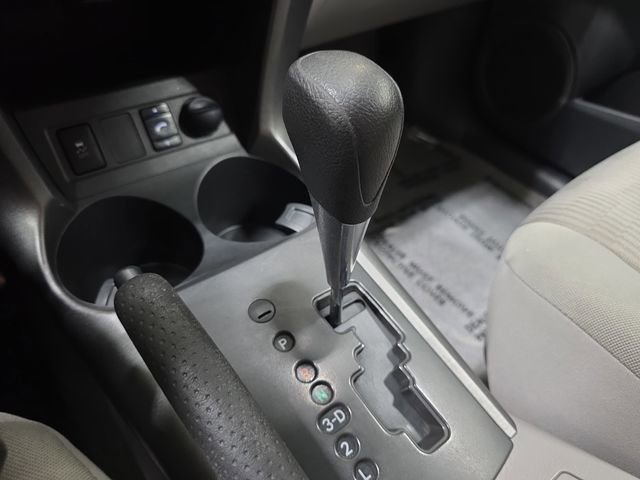 Used 2011 Toyota RAV4 2WD w/ Base L4 Extra Value Pkg image 21