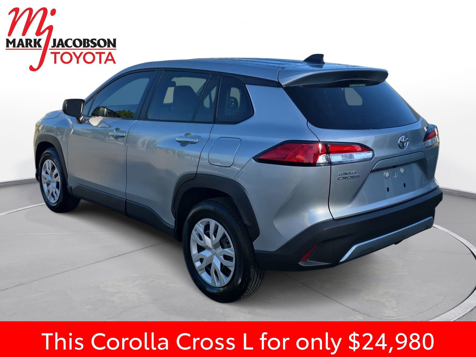 Used 2024 Toyota Corolla Cross L image 13