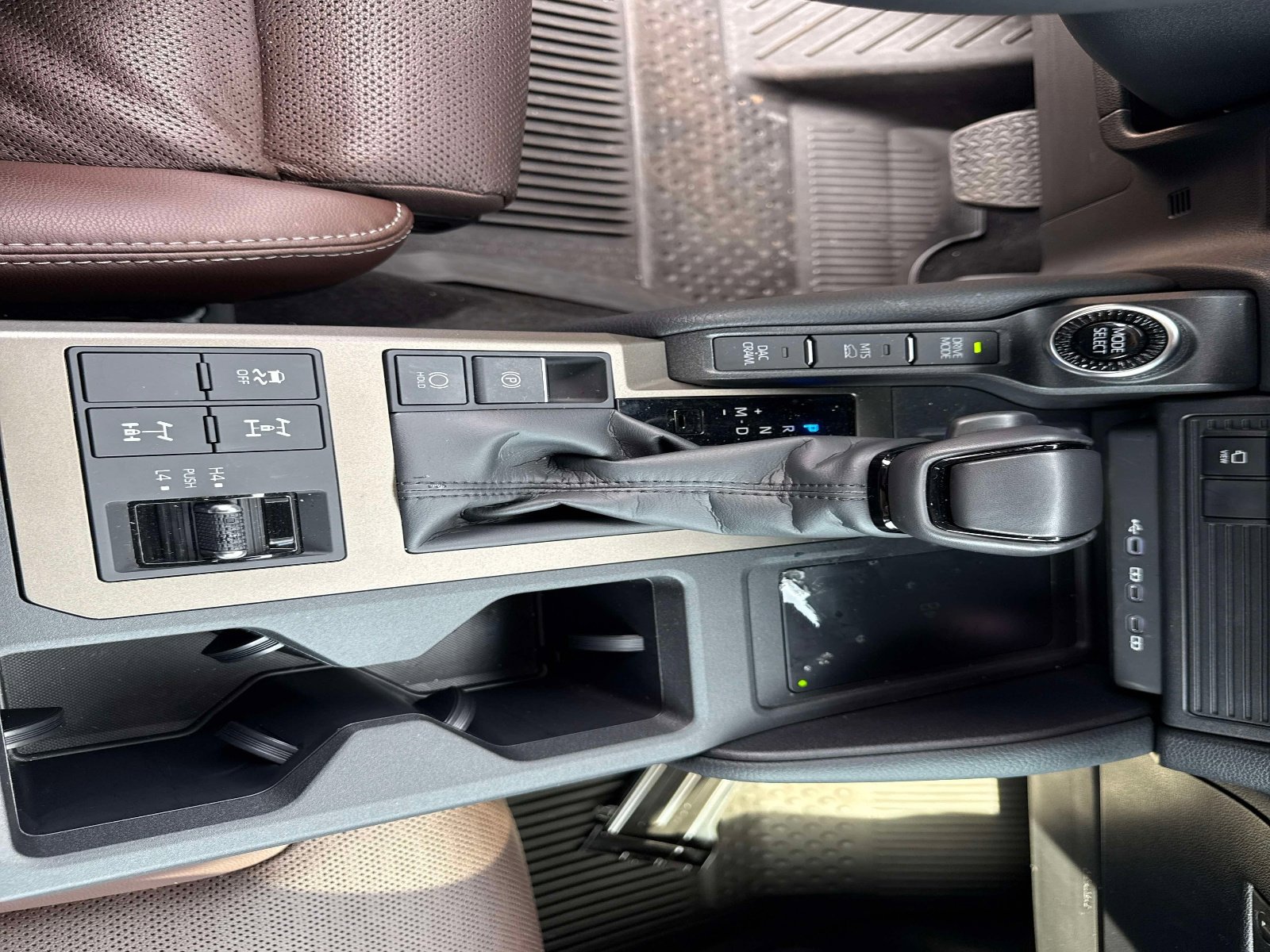 Used 2025 Toyota Land Cruiser w/ Premium Package image 25