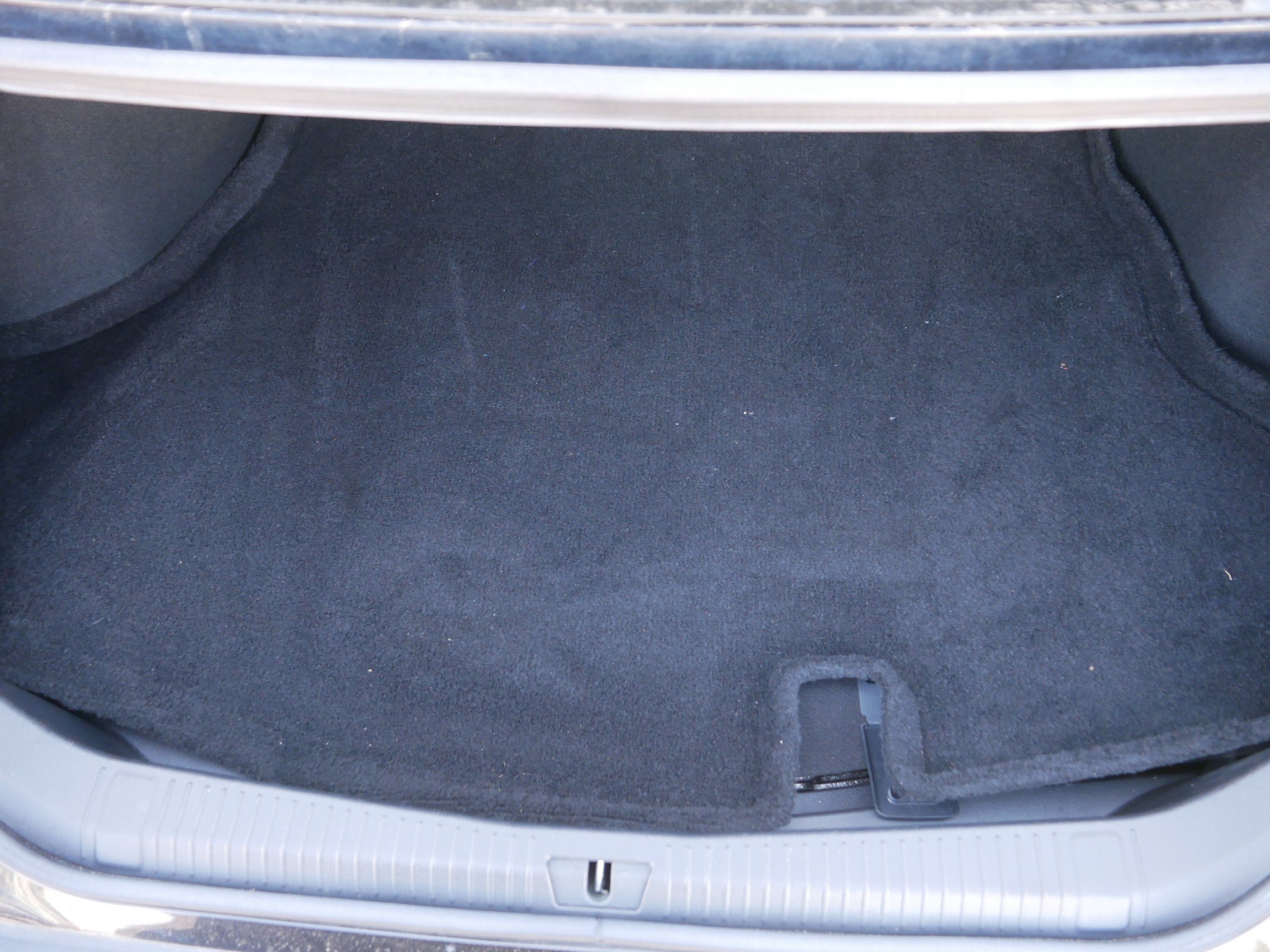 Used 2020 Toyota Avalon XLE FWD image 18