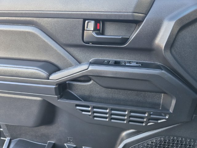 Used 2026 Toyota Tacoma SR AWD/4WD image 20