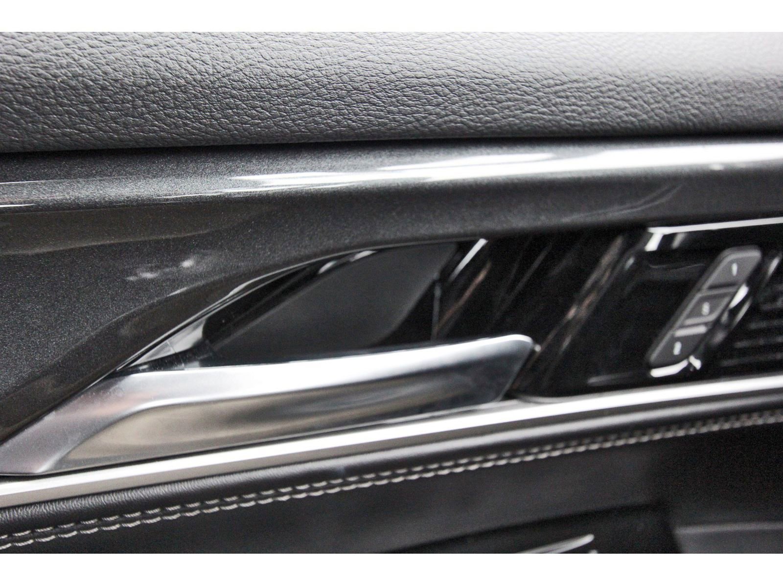 Used 2023 Jeep Wagoneer 2WD image 22