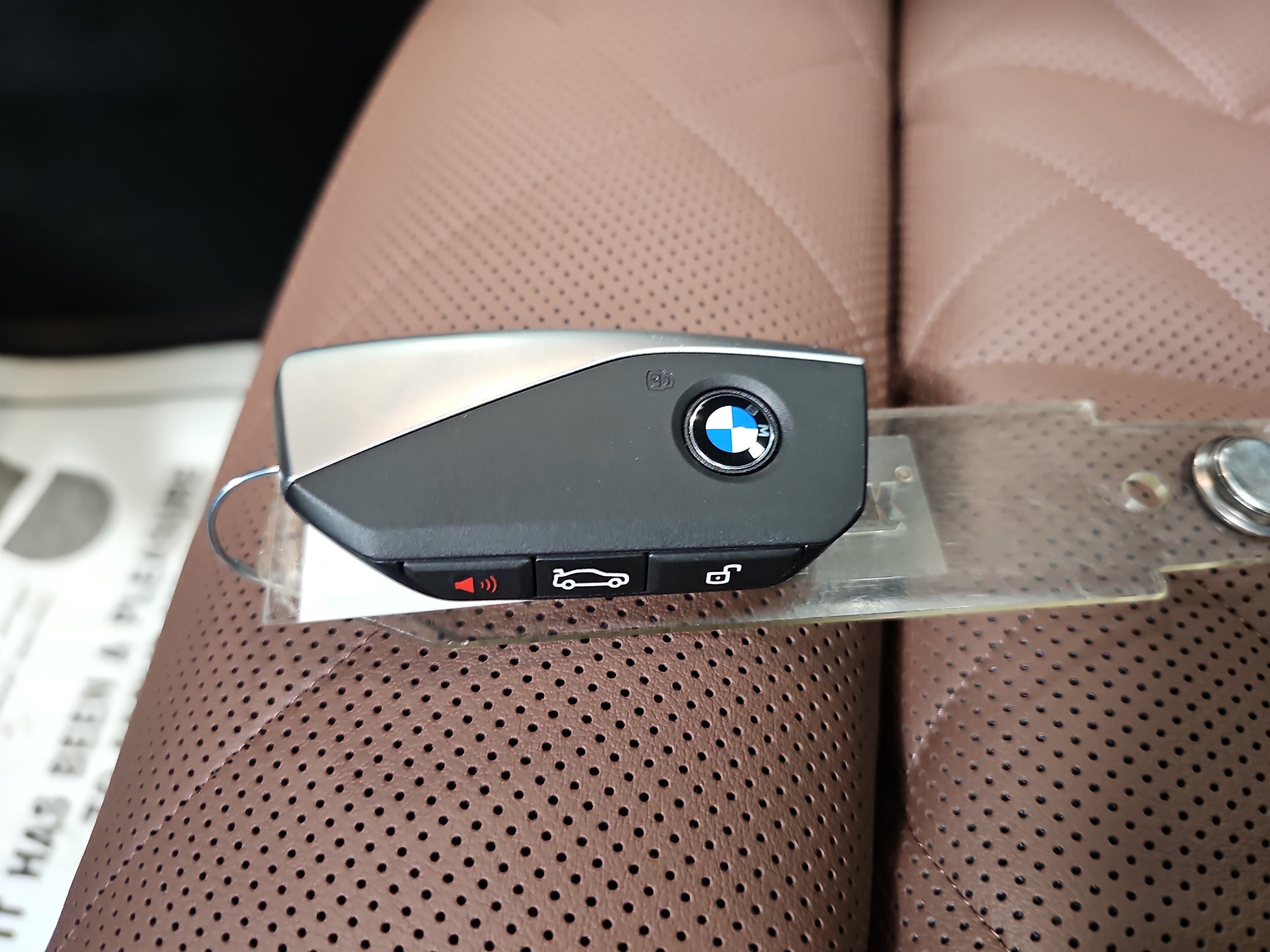 New 2026 BMW X5 xDrive40i AWD/4WD image 38
