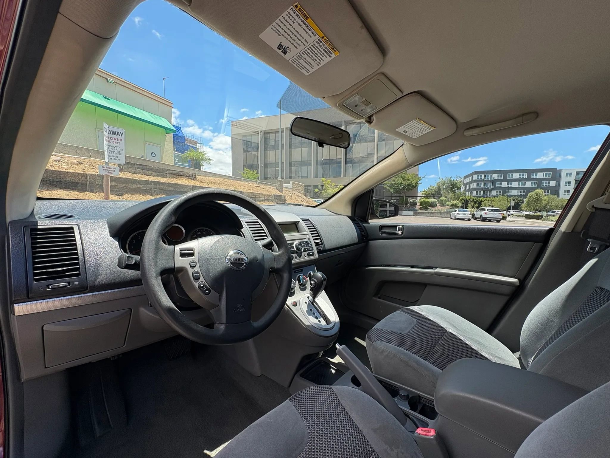 Used 2007 Nissan Sentra 2.0 S FWD image 10