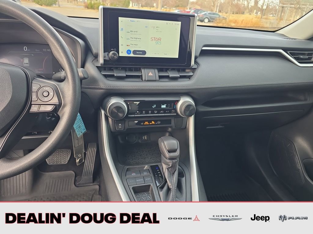 Used 2023 Toyota RAV4 LE image 17