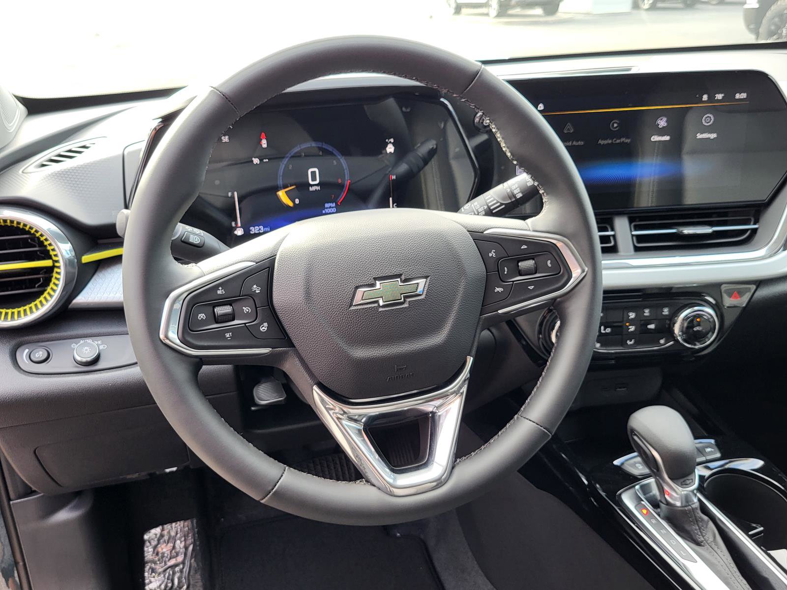 New 2026 Chevrolet Trax LT w/ Midnight Edition image 16